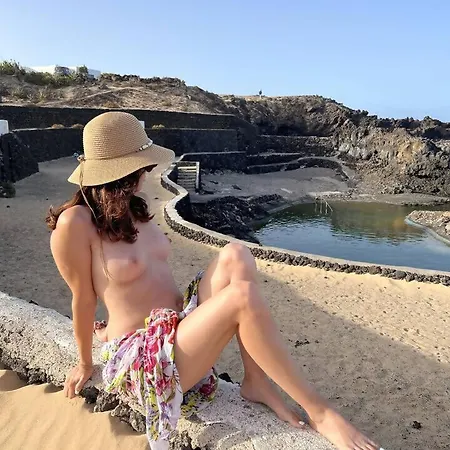 En Complejo Nudista Fkk Nudist Castillo De Papagayo Charco del Palo